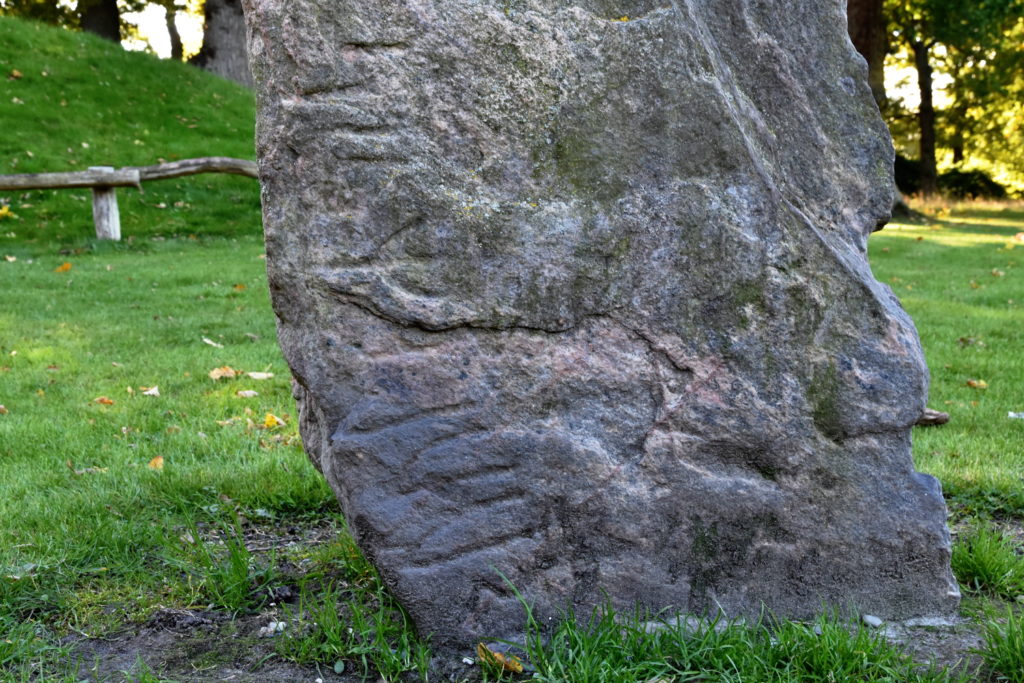 Runesten med teksten Roulv sis